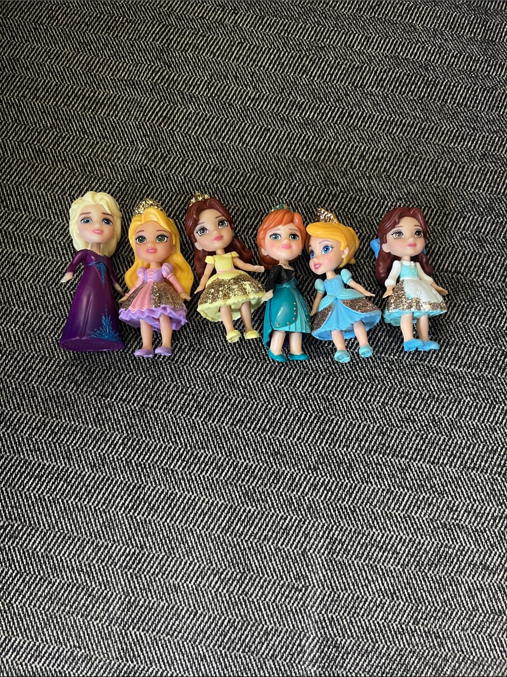 2/$10 Set of 6 Disney Mini Princess Dolls - Assorted Colors